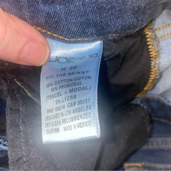 Joe's Jeans Sabrina Skinny Jeans, 30x31 - Picture 6 of 7